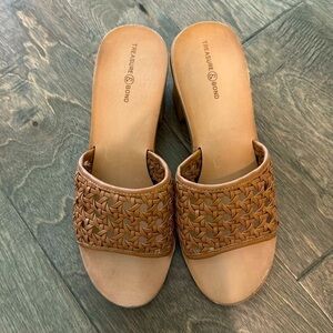 Treasure & Bond Caroline Brown Lattice Woven Slip On Sandals Heels Size 7.5